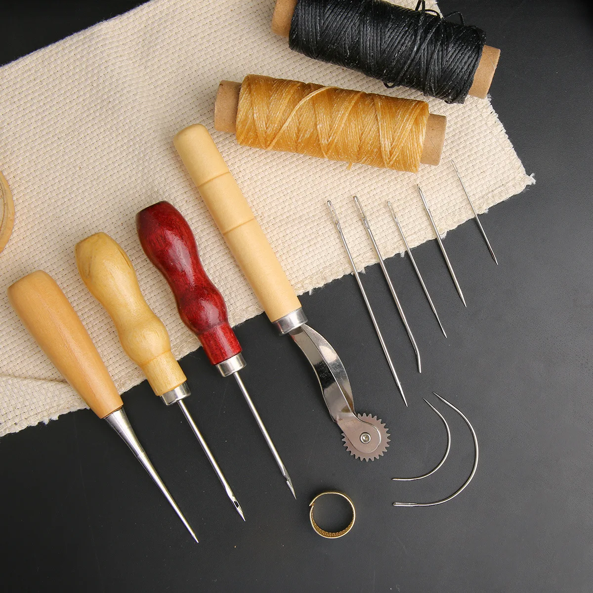 14PCS Leather Craft Sewing Kit - Leatherwork Thread 评论和价格