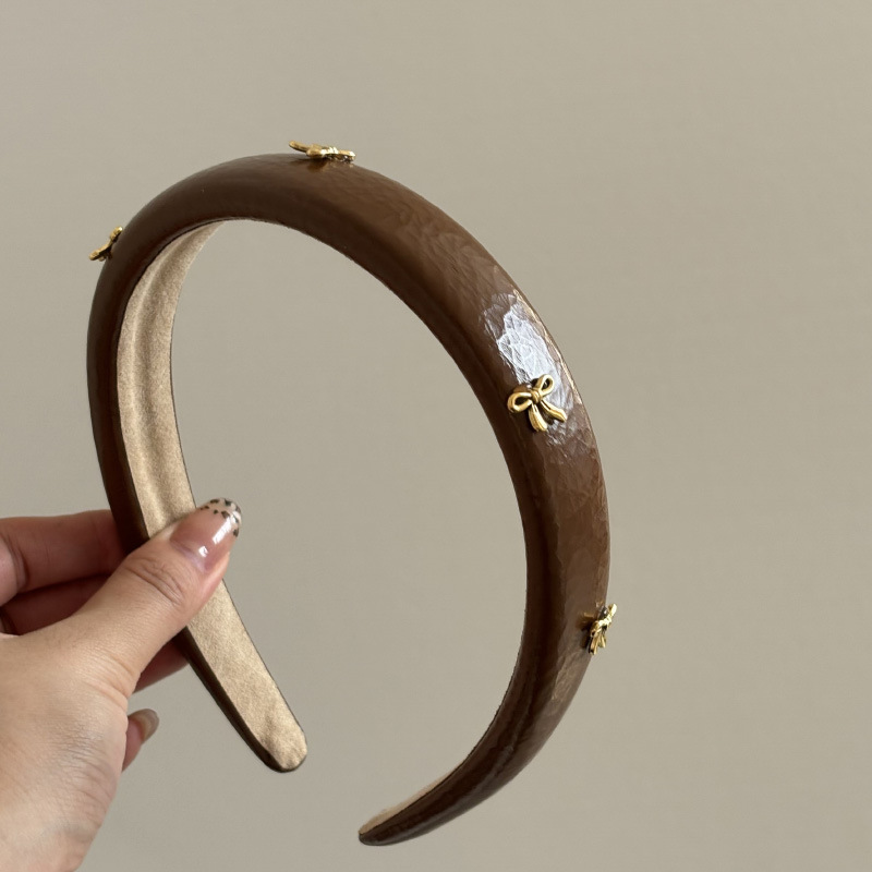 Retro leather atmosphere golde - Leatherwork Pony 评论和价格