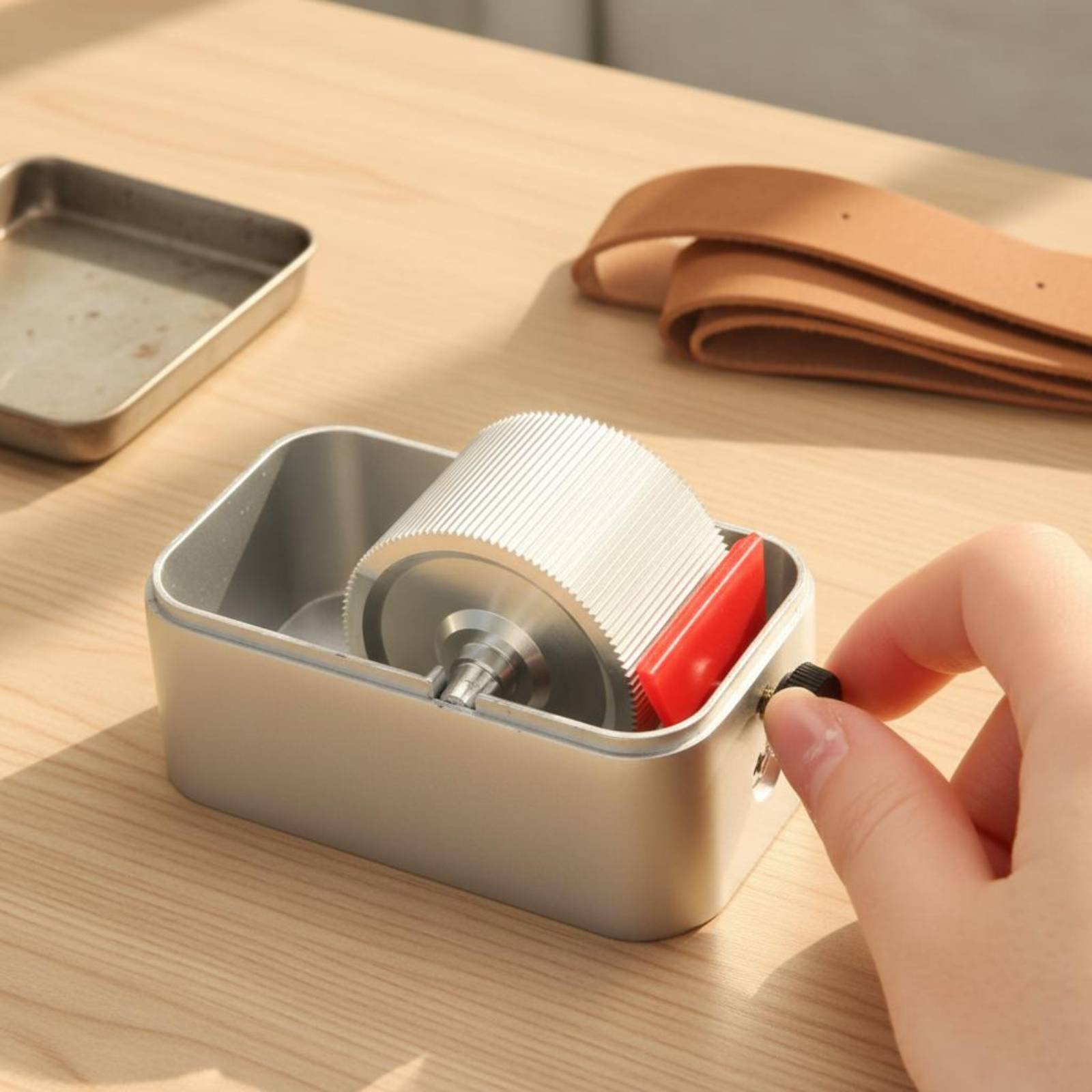 Leather Border Oiler Box Even  - Leatherwork For Beginners 评论和价格