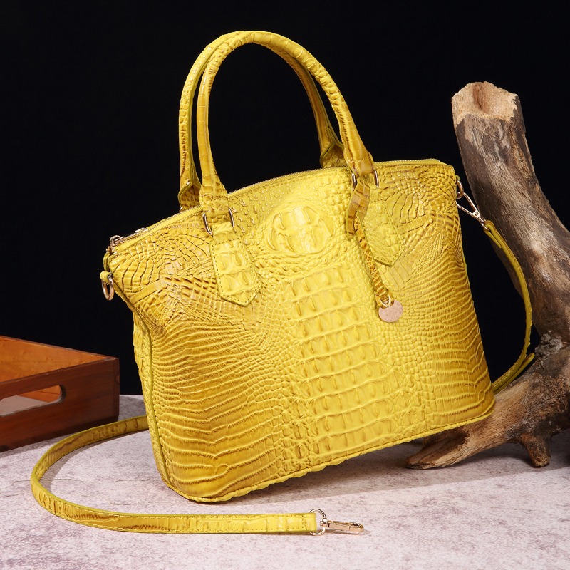 2025 Women's Crocodile Embosse - Leatherwork Pony 评论和价格