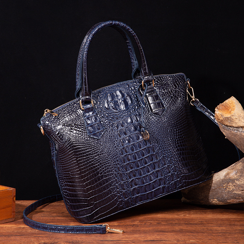2025 Women's Crocodile Embosse - Leatherwork Pony 评论和价格
